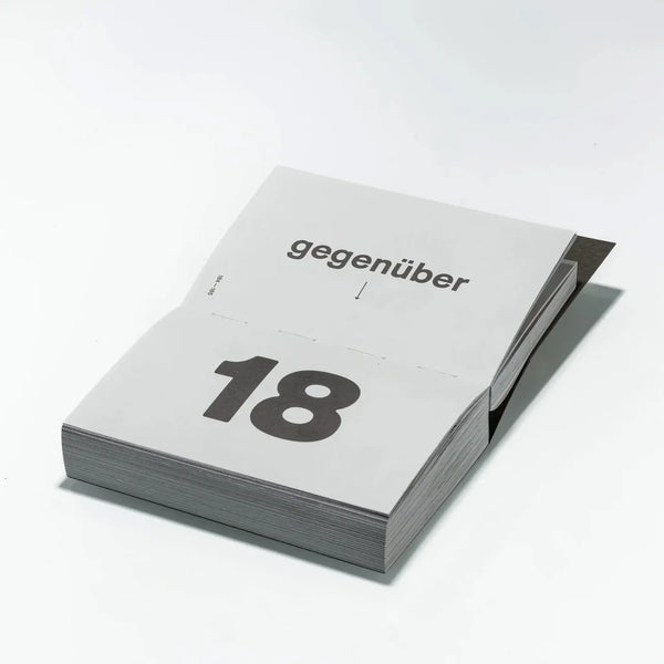 256 Garagenkomplexe by Christoph Busse
