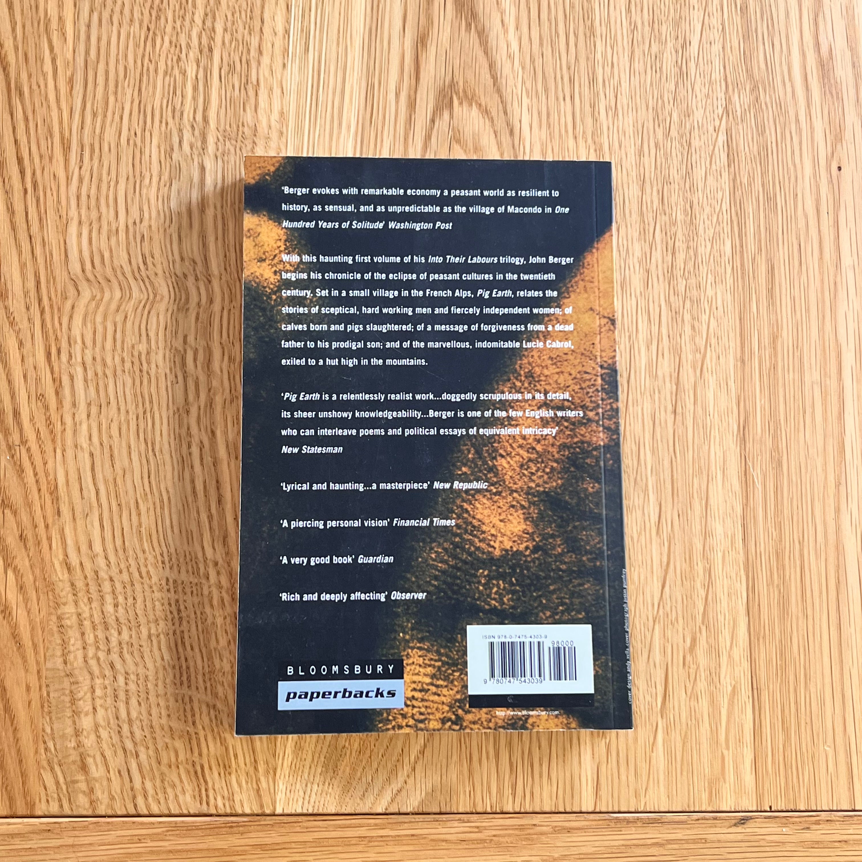 Pig Earth by John Berger