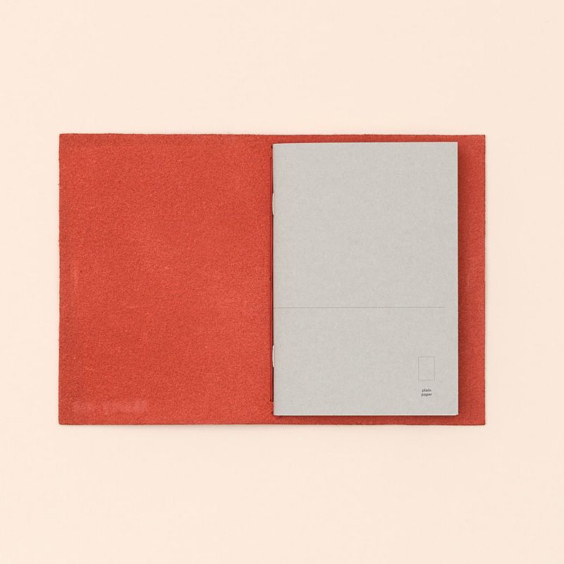 paper republic | grand voyageur [pocket] | red