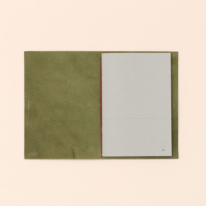 paper republic | grand voyageur [XL] | olive green