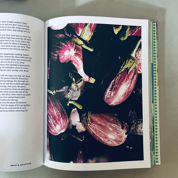 Pasta Grannies: Comfort Cooking by Vicky Bennison