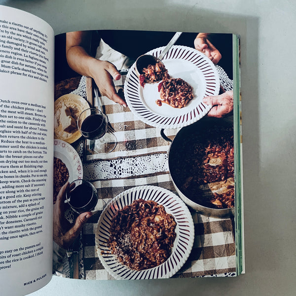 Pasta Grannies: Comfort Cooking by Vicky Bennison