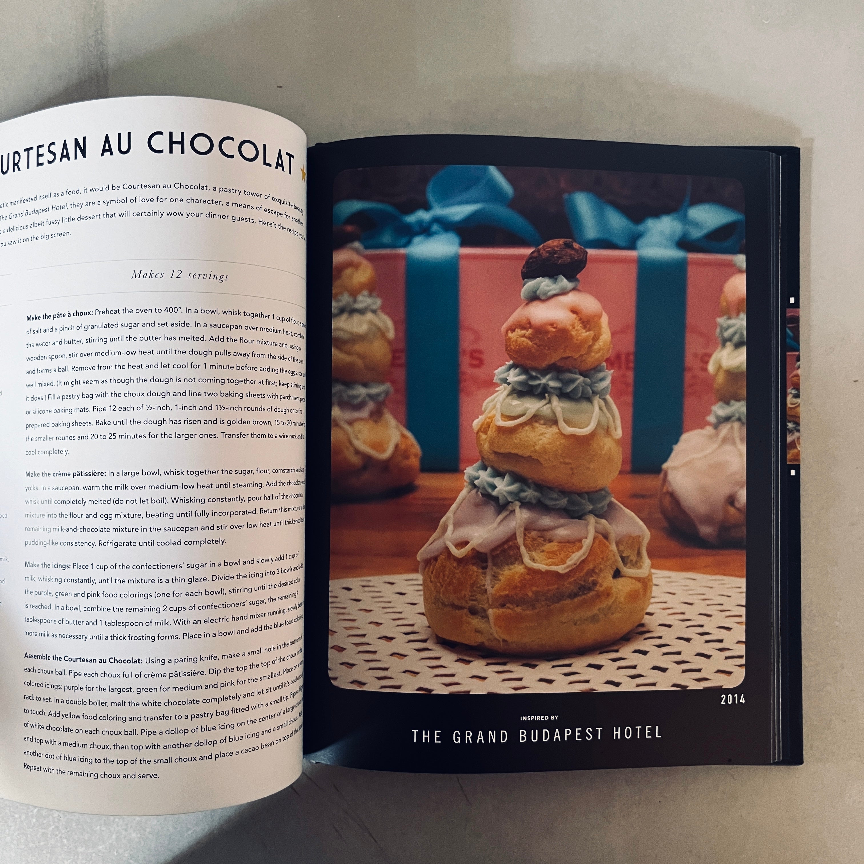 Eat What You Watch: A Cookbook for Movie Lovers by Andrew Rea