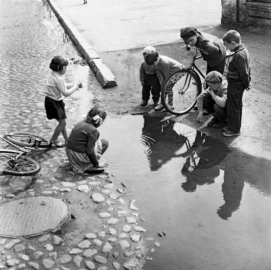 Children by Antanas Sutkus